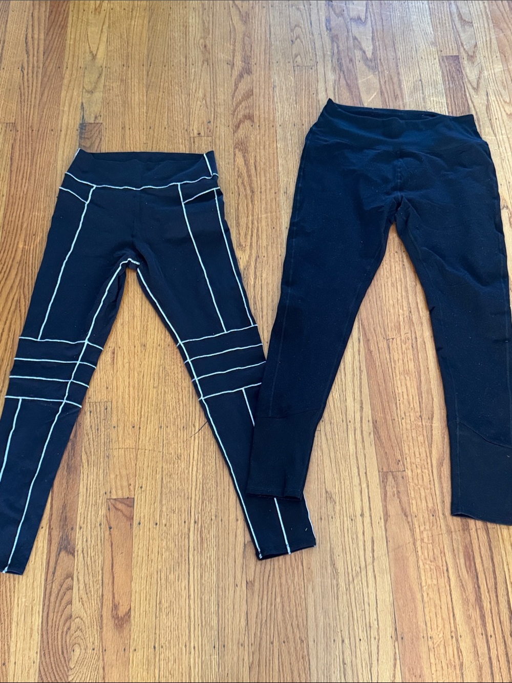 ALO x2 Black Leggings with White Contrast Stitching